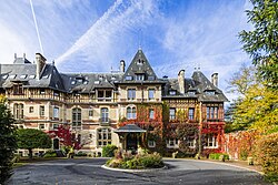 Imagen ilustrativa de Qué es un Hotel: Tipos, Historia y Servicios