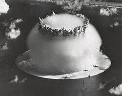Flota de buques blanco en pruebas nucleares