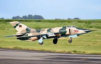 Imagen ilustrativa de Nanchang Q-5: El Avión de Ataque Ligero de China
