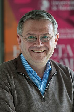 Imagen ilustrativa de Andrei Shleifer: Pionero de la Economía y Finanzas