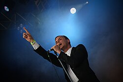 Imagen ilustrativa de Discografía de Hurts: Álbumes, Sencillos y Éxitos