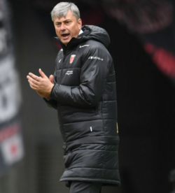 Imagen ilustrativa de Maciej Skorża: Trayectoria del Entrenador Polaco