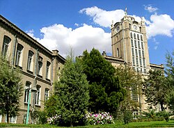 Imagen ilustrativa de Tabriz: Historia, Cultura y Economía de la Ciudad del Tapiz