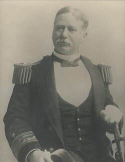 Líder naval